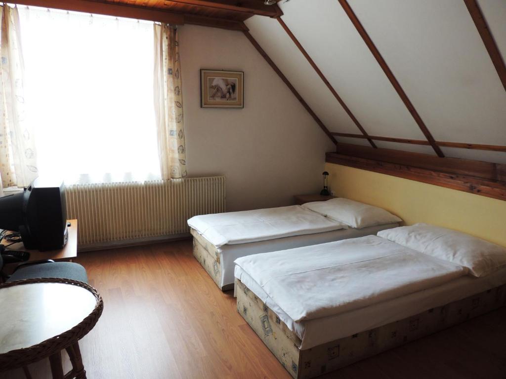 Penzion Pohoda Beroun Beroun  Zimmer foto