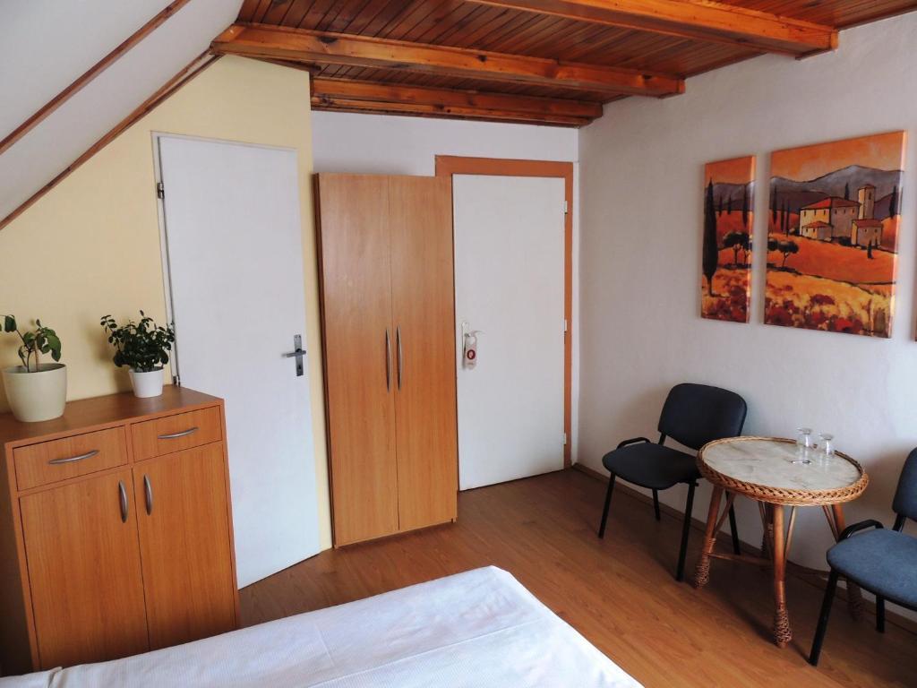 Penzion Pohoda Beroun Beroun  Zimmer foto